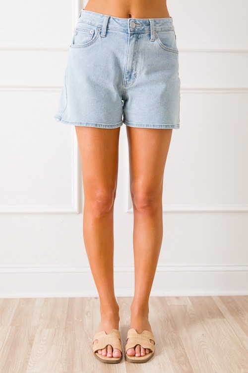 Mom Short, Light Denim - 0307-302-Edit.jpg