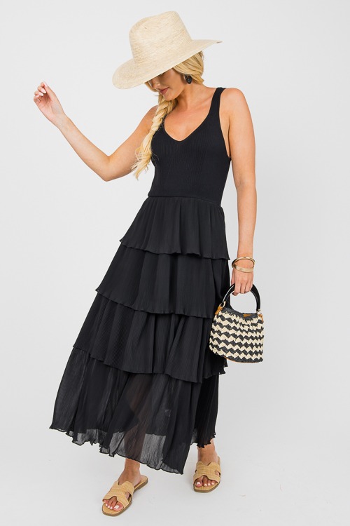 Playful Pleats Midi, Black - 0610-104.jpg