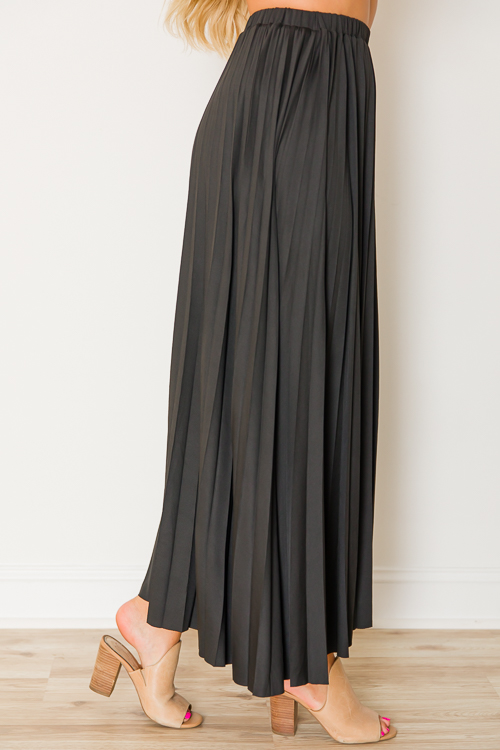 Pleated Knit Midi Skirt, Black