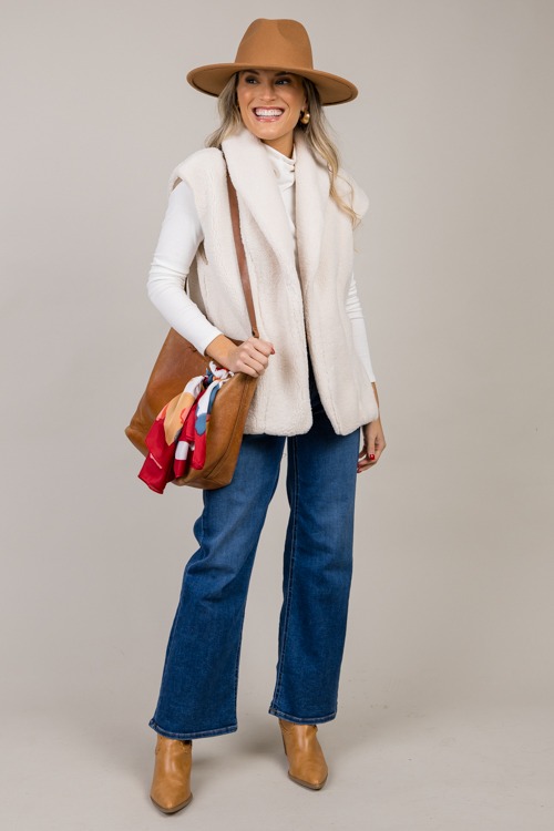 Shearling Vest, Ecru - 1021-18h.jpg