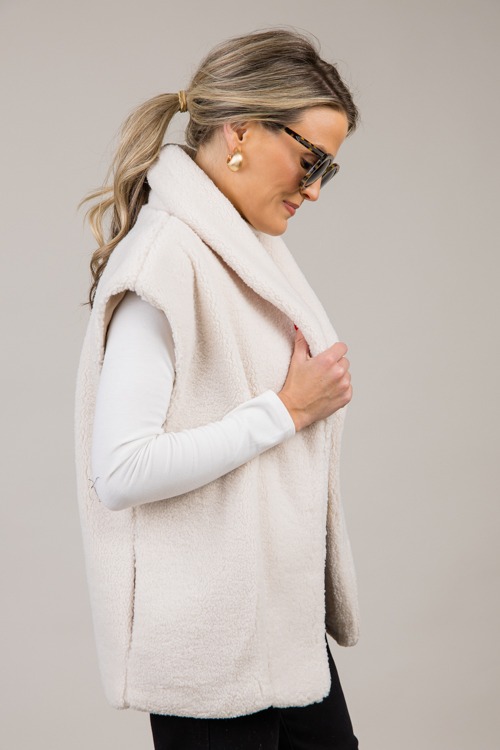 Shearling Vest, Ecru - 1021-24.jpg