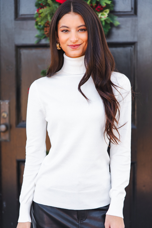 Simple Turtleneck, Ivory