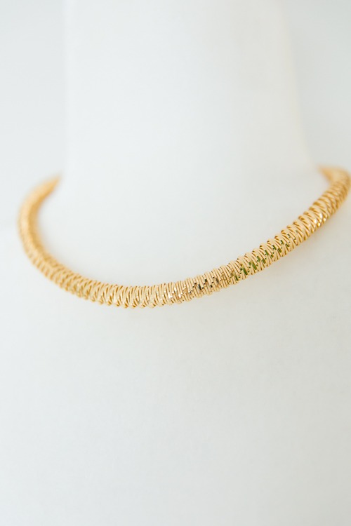 Simone Textured Necklace - 2K9A0245.jpg