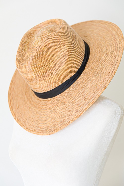 The Sanibel Hat - 2K9A9629.jpg