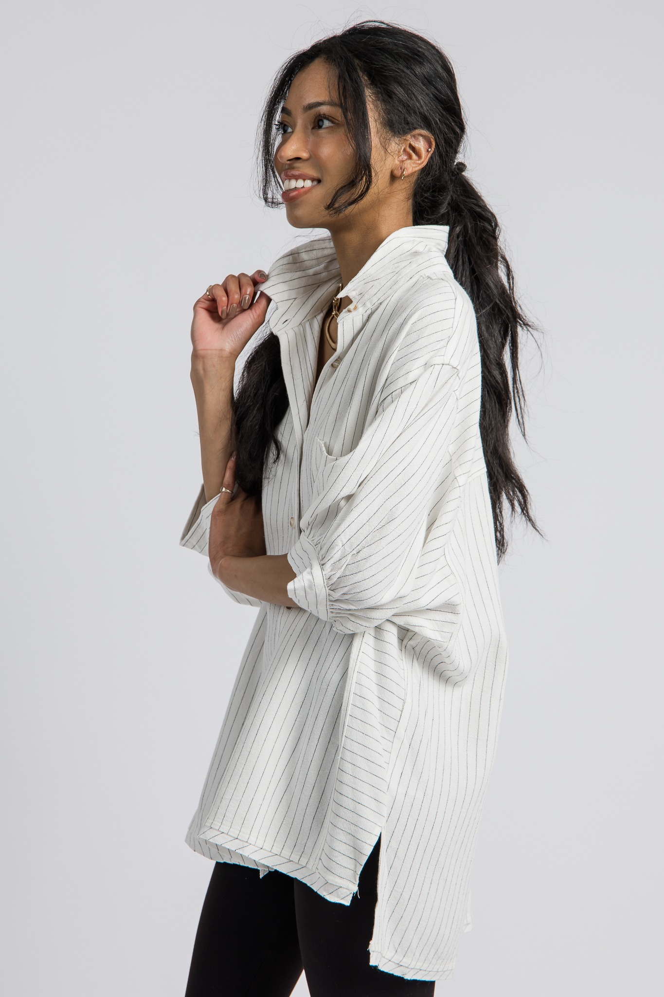 Stitch Stripe Linen Shirt, Off - 4K7A0374.jpg