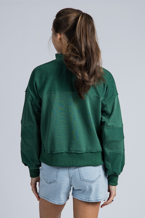 Grommet Detail Pullover, H. Green - 4K7A4462.jpg