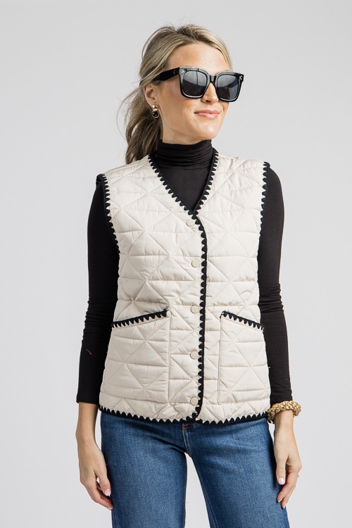 Quilted Stitch Vest, Sand - 4K7A4471.jpg