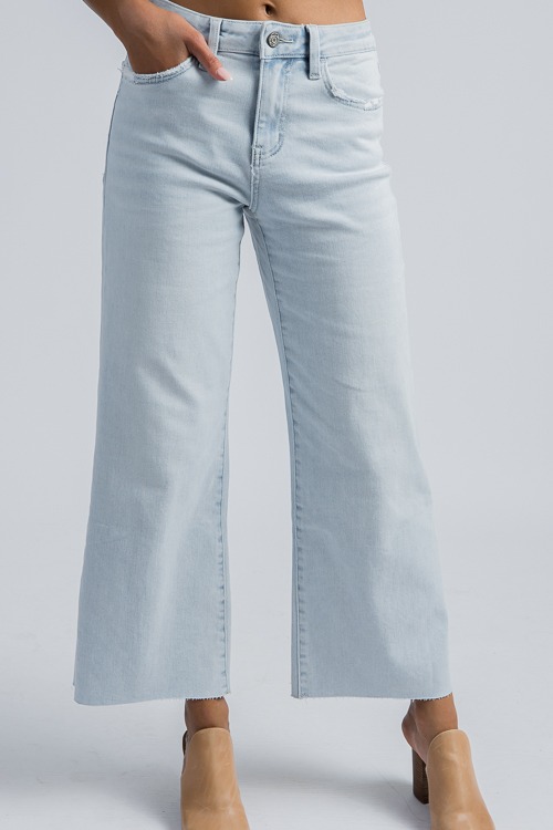 Priscilla Jeans, Light - 4K7A4691h.jpg